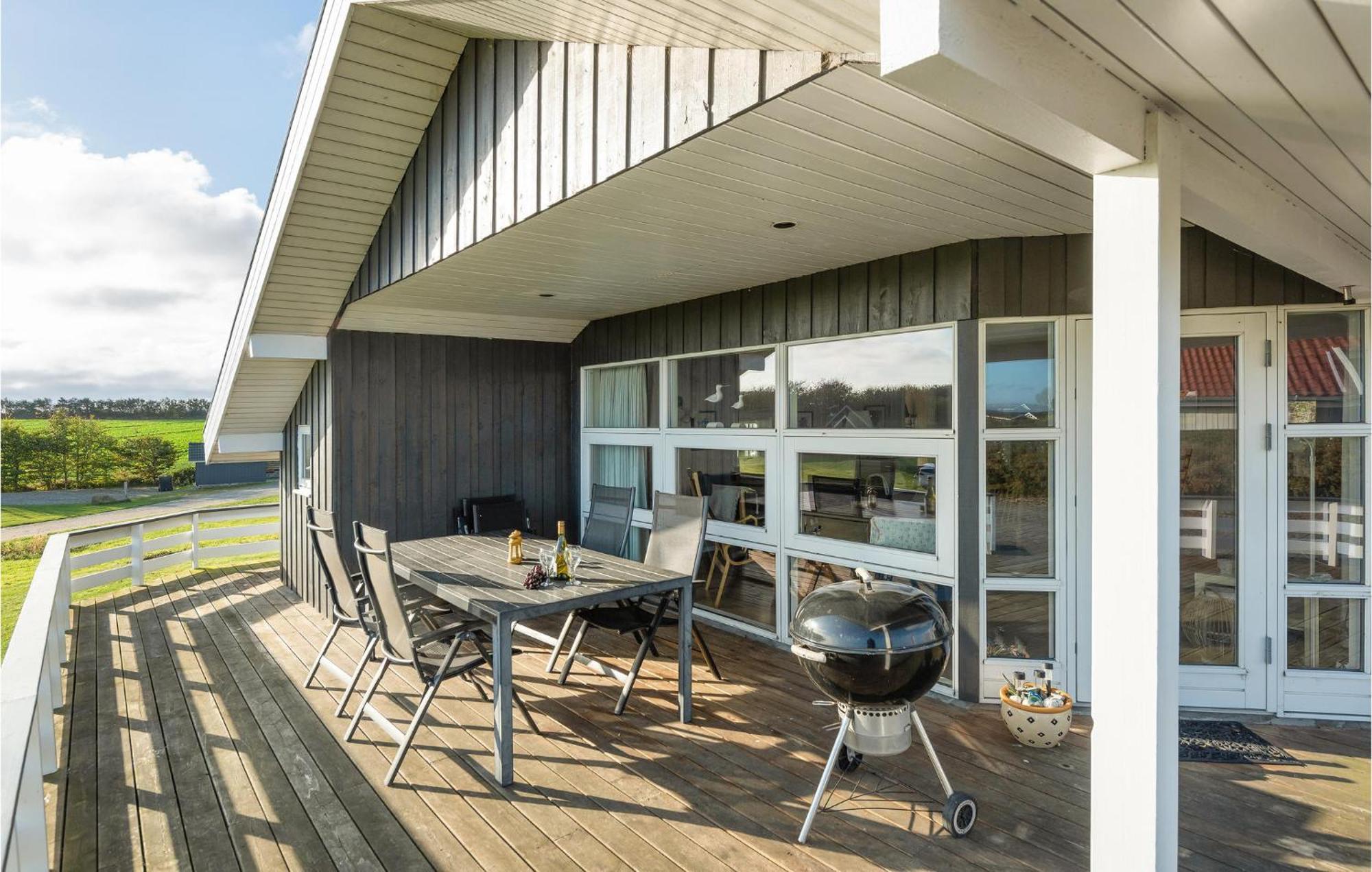 Beautiful Home In Nordborg With Wifi Zewnętrze zdjęcie